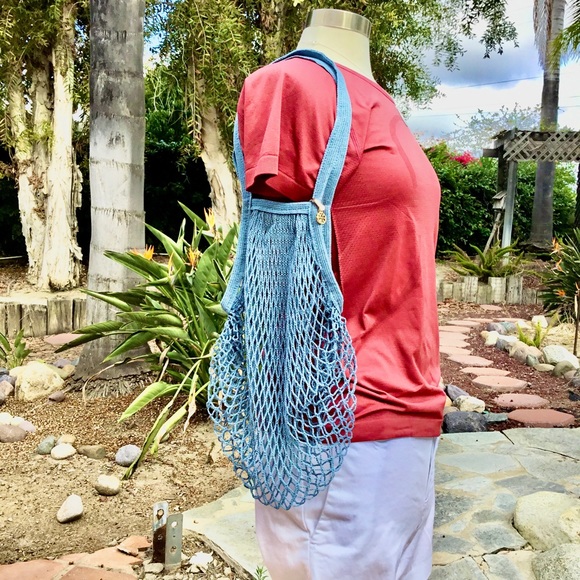 HOT SALE 🌵🌵🌵TORY BURCH GOLD CHARM COTTON NET BAG - Picture 3 of 6